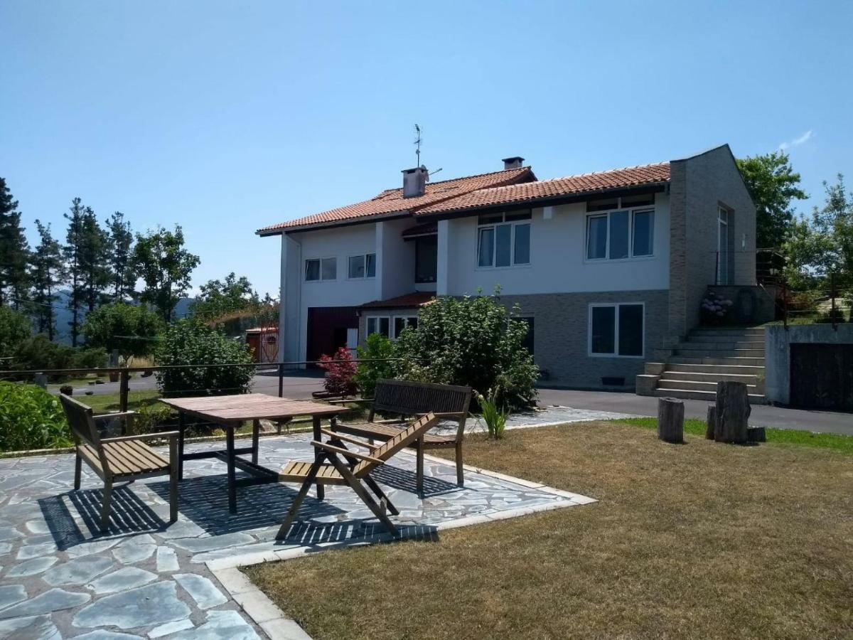 En La Colina 2 Montanealde Apartment Gamiz-Fika Ngoại thất bức ảnh